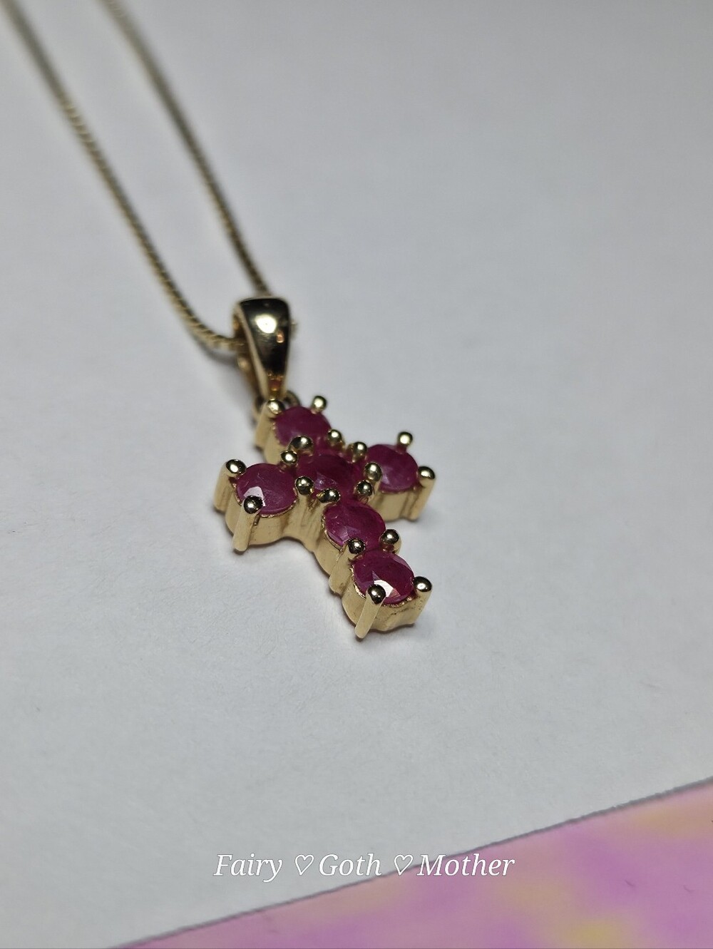 Beautiful Vintage Solid 14k Gold & Genuine Ruby Cross Necklace - Picture 3 of 15
